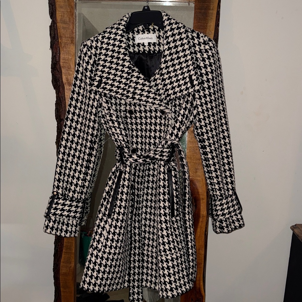 Calvin Klein Black & White Houndstooth Wool Coat size Small